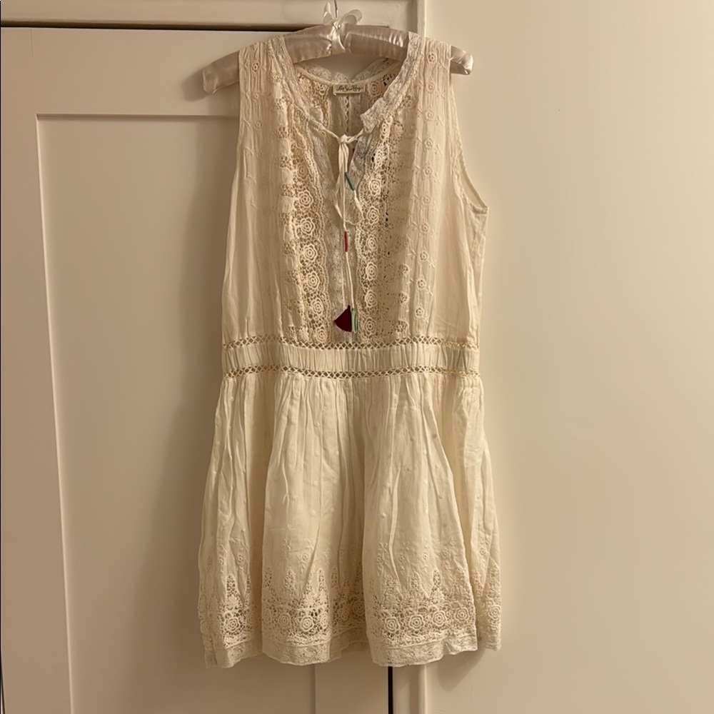 Lovely off-white beach dress
